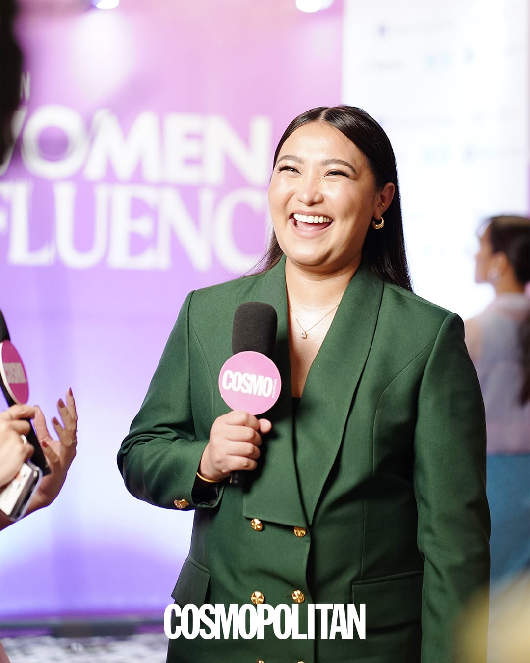 Cosmo's Sr. Staff Writer for Beauty Cheska Santiago, interviewing WOI awardee Mae Layug.